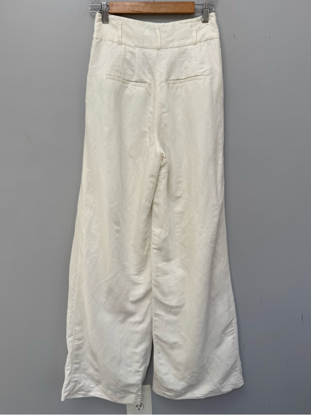 BRAND NEW Mint Velvet Cream Linen Blend Pleated Wide Leg Trousers in US 4 Long - Picture 7 of 8